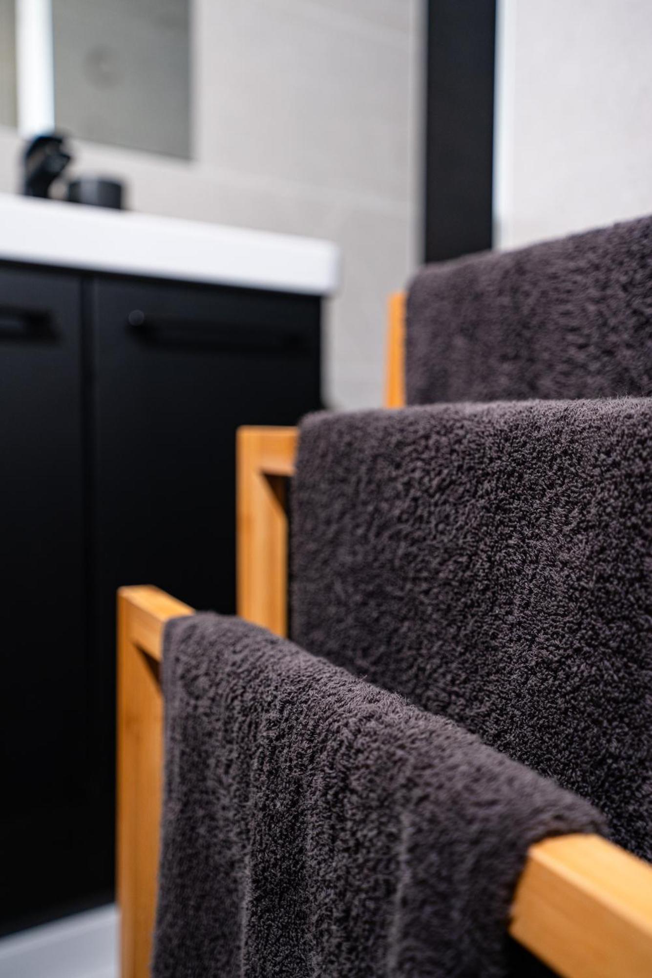 Moderne T2 Centre Sauna Wifi Home Office Netflix Strasbourg Ngoại thất bức ảnh